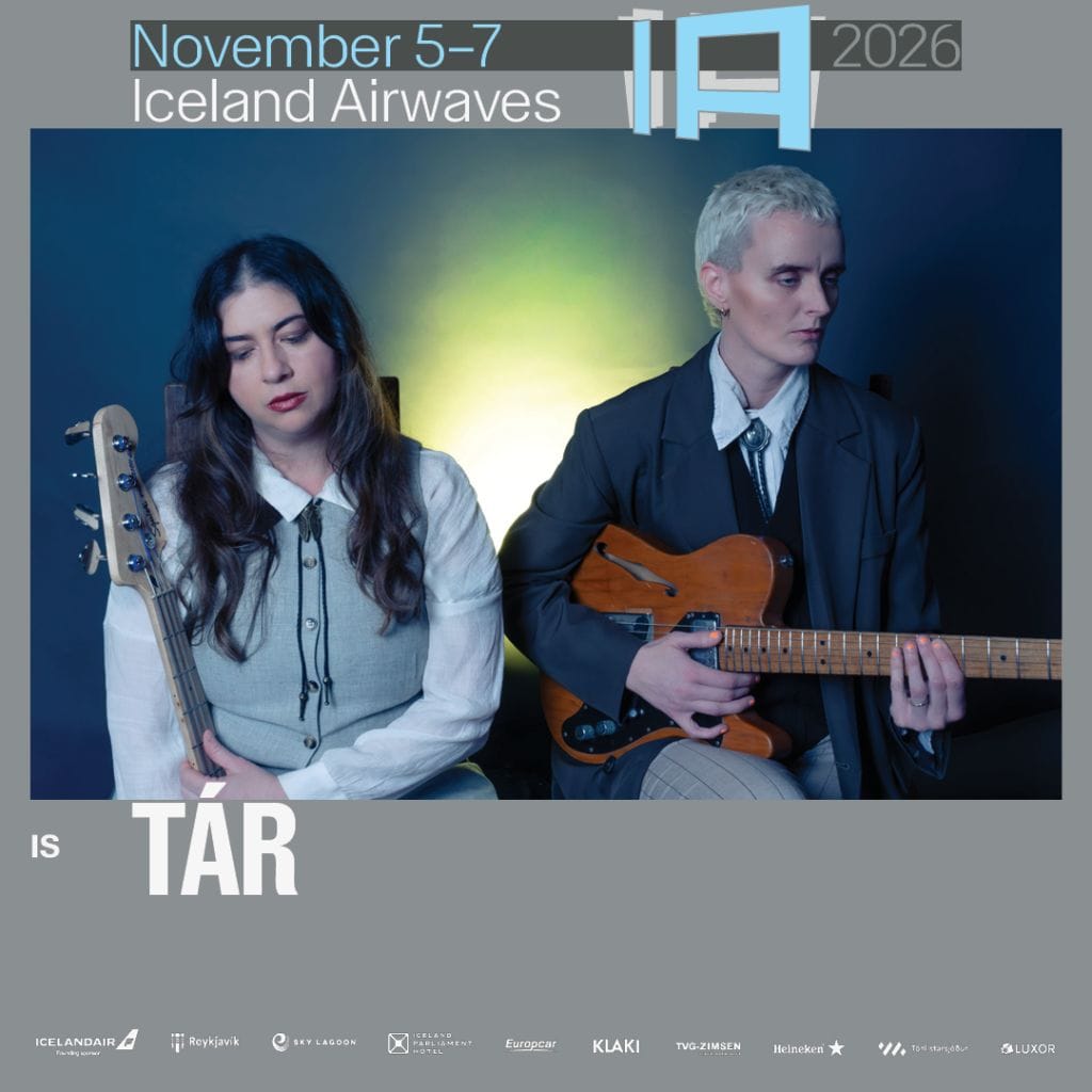 TÁR