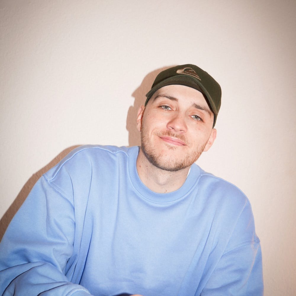 Dennis Louvra