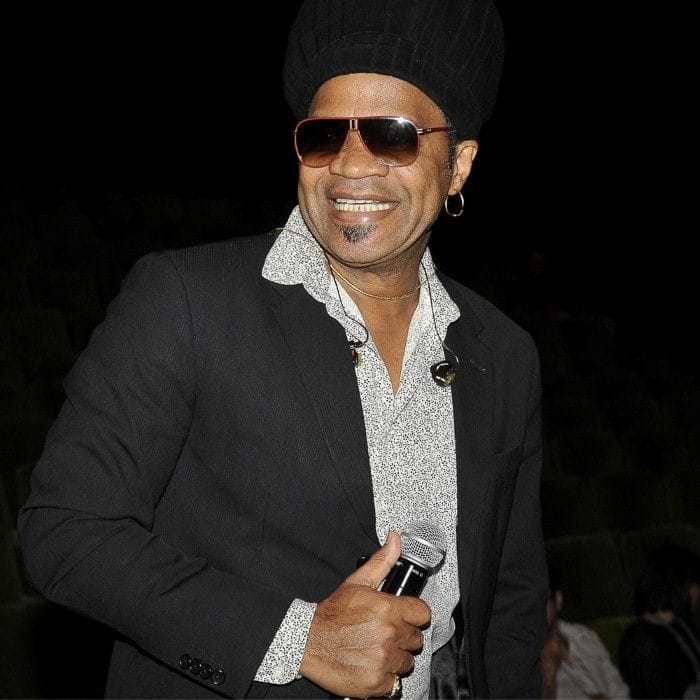 CARLINHOS BROWN