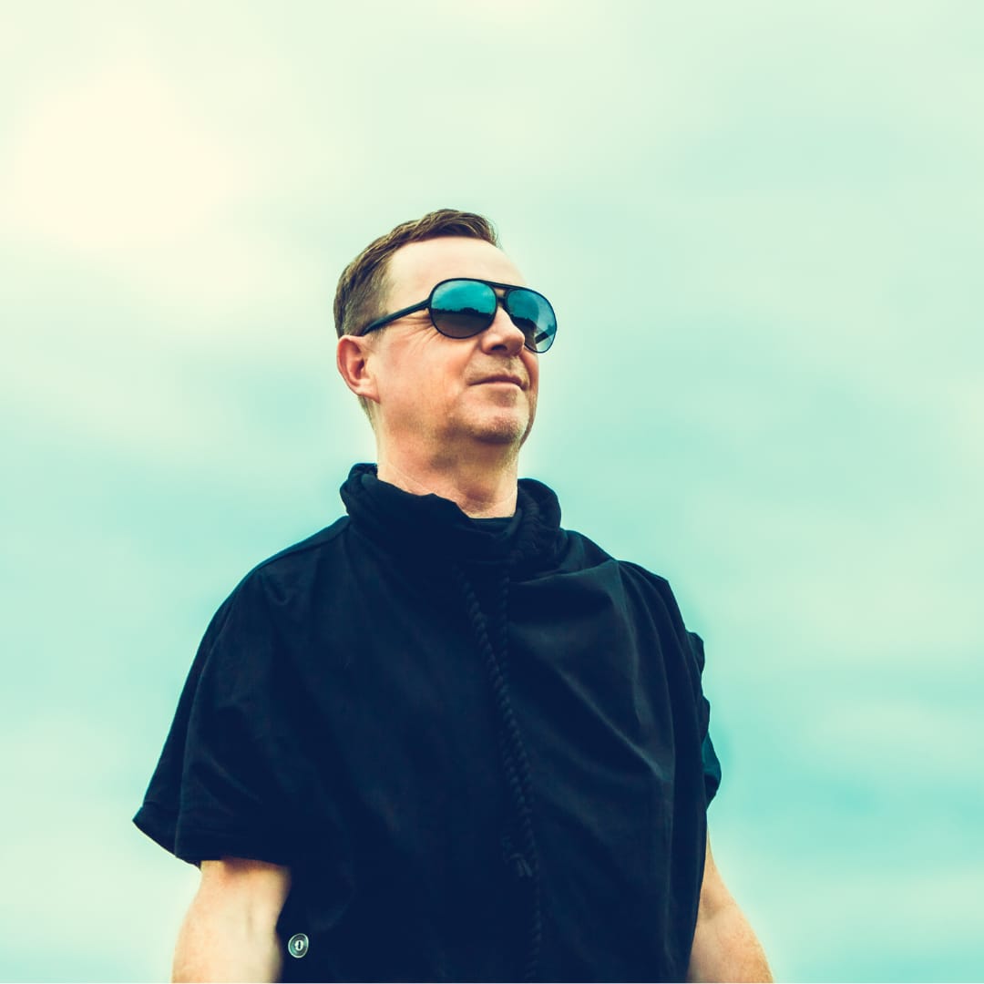 Nick Warren