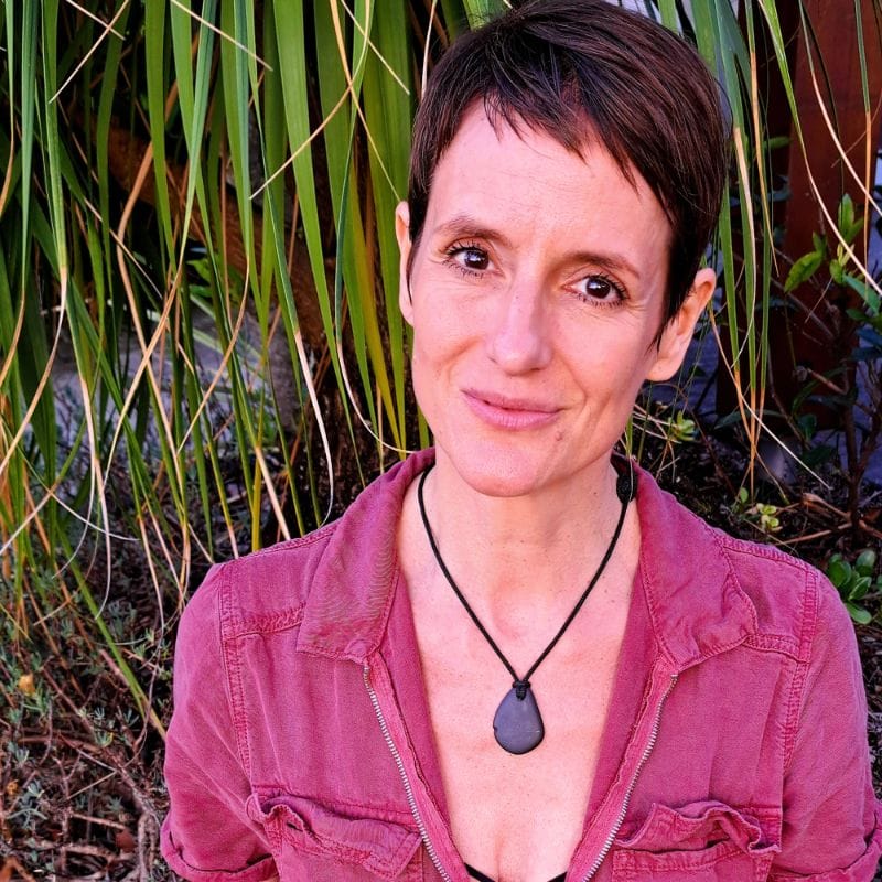 Guided Meditation with Yvonne + JaxxFae