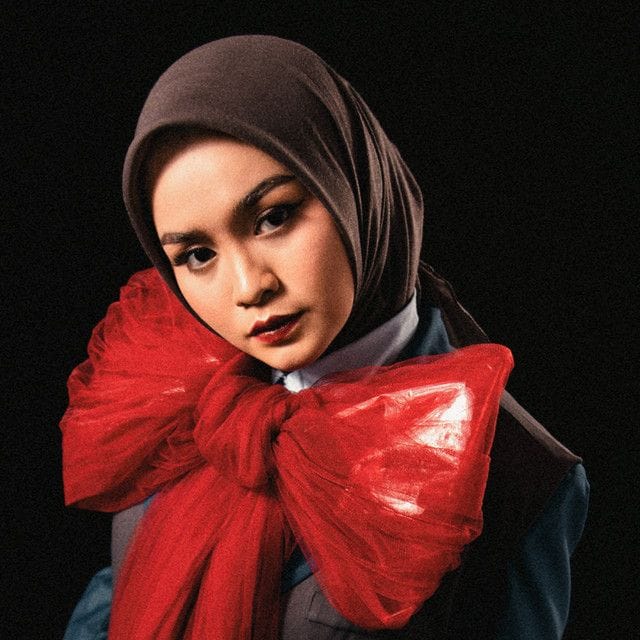 Salma Salsabil Playing Jazz