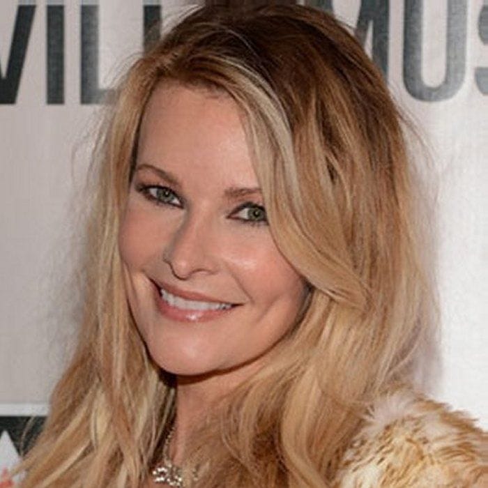 Elizabeth Cook