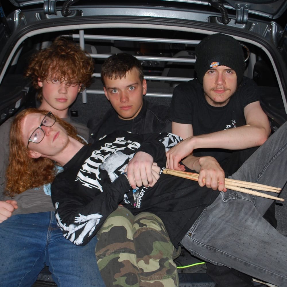 Aftrshocks - Punk artist