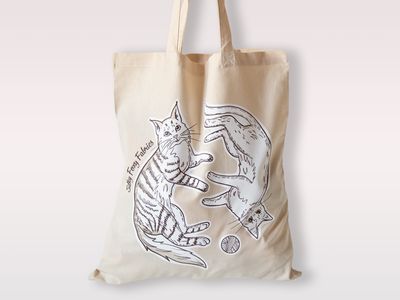 Beige Khao Manee Cats Bag