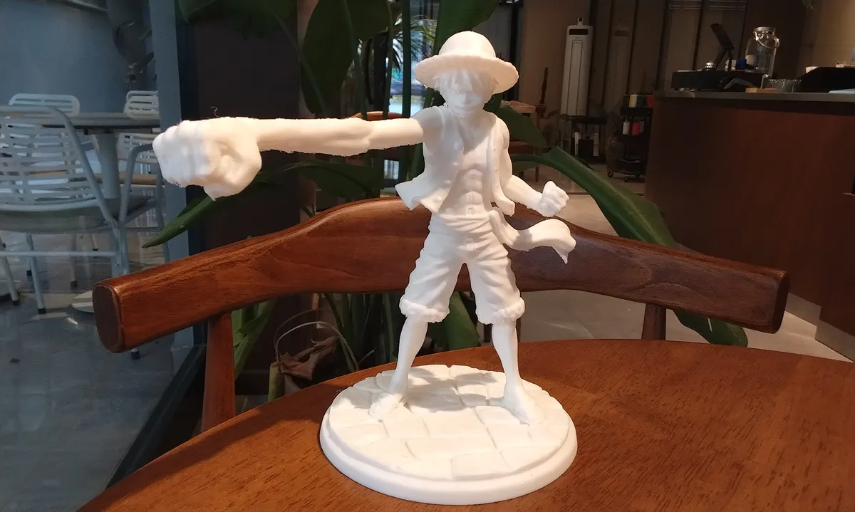 Basılmış Monkey D Luffy figürü