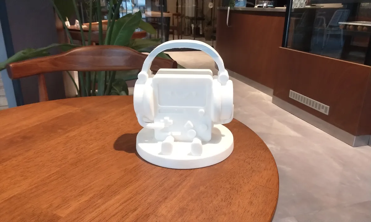 Basılmış Beemo v2 figürü