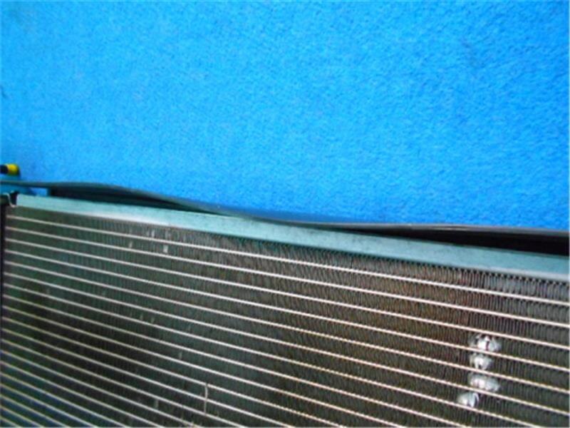 Radiator TOYOTA Wish 2004 CBA-ZNE14 — photo 5