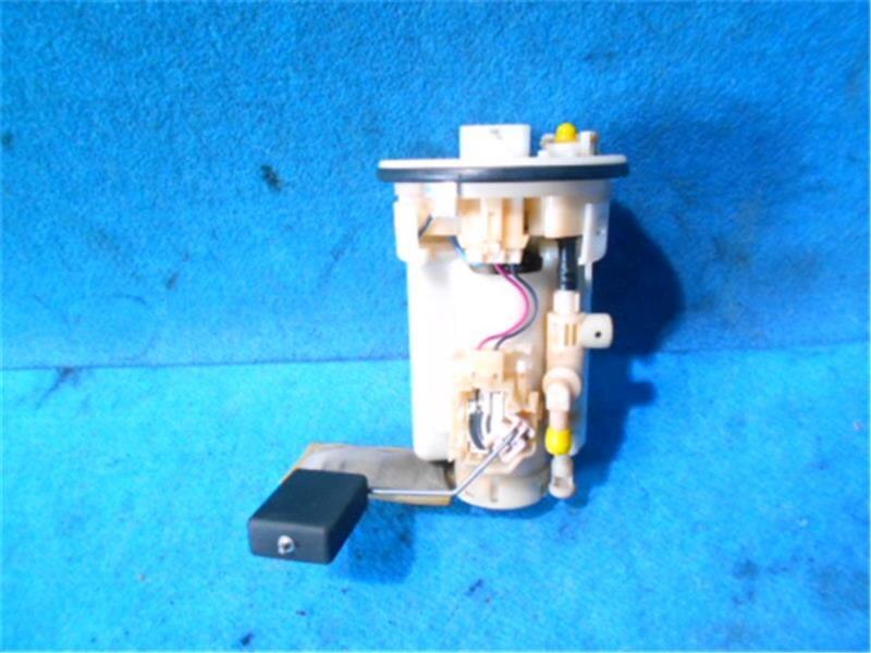 Fuel Pump TOYOTA Wish 2004 CBA-ZNE14 — photo 1