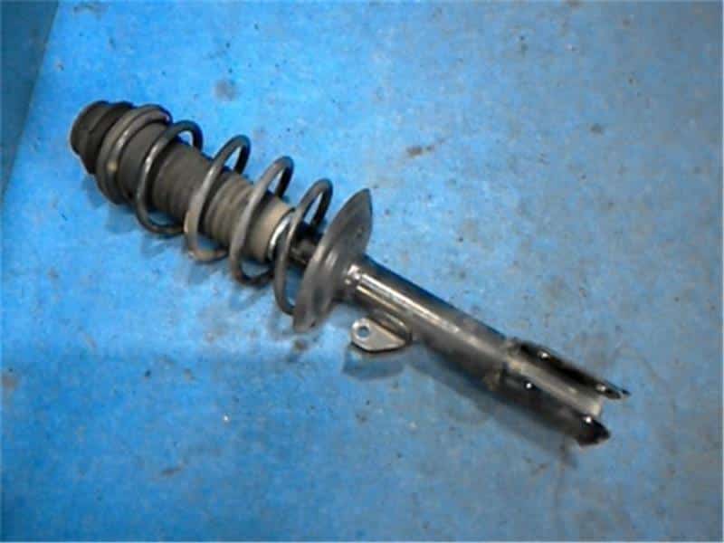 Front Left Strut Assembly TOYOTA Belta 2006 CBA-NCP96 — photo 1