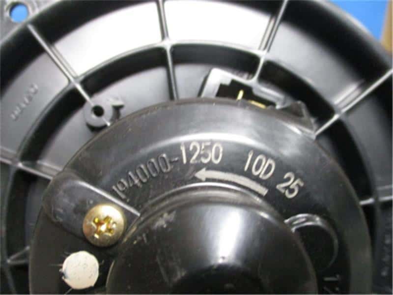 Blower Motor HONDA Mobilio 2002 LA-GB2 — photo 3