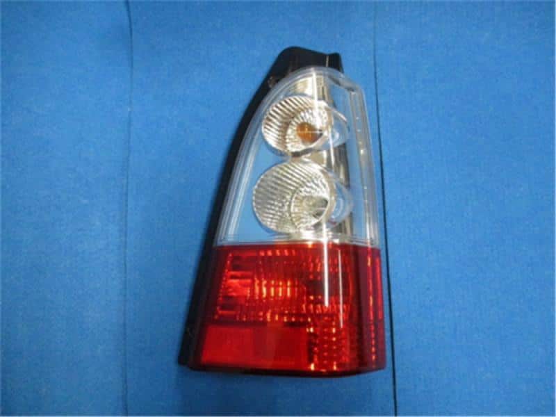 Right Tail Light SUZUKI Chevrolet_ 2009 ABA-ME34S 3565082H02 — photo 1