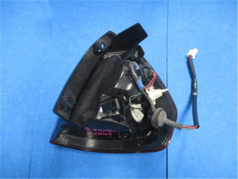 Left Tail Light NISSAN Wingroad 2002 UA-WHNY11 26555WE025 — photo 2