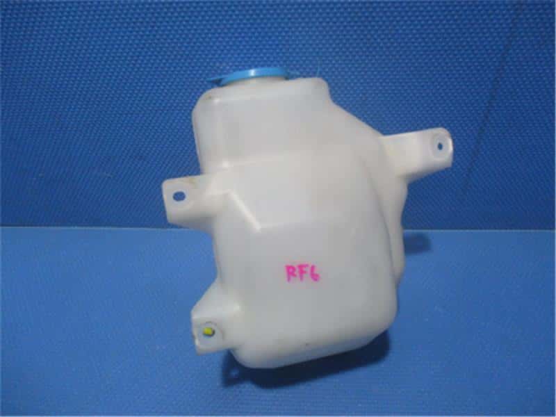 Windshield Washer Reservoir Tank HONDA Step Wagon 2003 UA-RF6 — photo 2