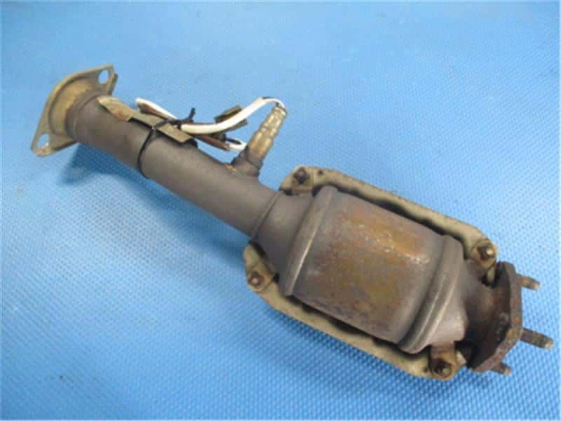 Exhaust Center Muffler HONDA Fit 2013 DAA-GP5 — photo 3
