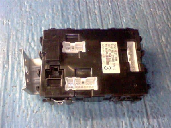 Electrical Component NISSAN Serena 2006 DBA-NC25 — photo 1