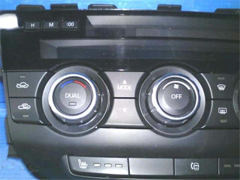 A/C & Heater Control panel MAZDA CX-5 2013 LDA-KE2AW — photo 2