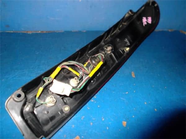 Left Tail Light HONDA Vamos 2001 LA-HM2 — photo 2