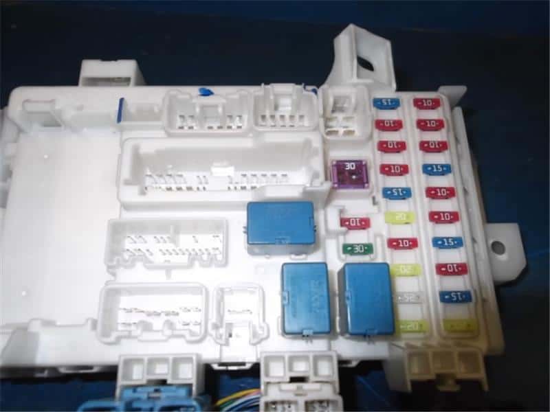 Fuse Box SUZUKI Hustler 2015 DBA-MR31S — photo 2