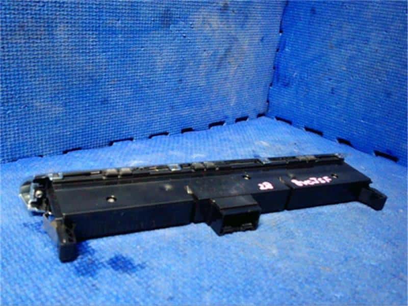 Switch AUDI Audi a3 2014 ABA-8VCJSF — photo 2