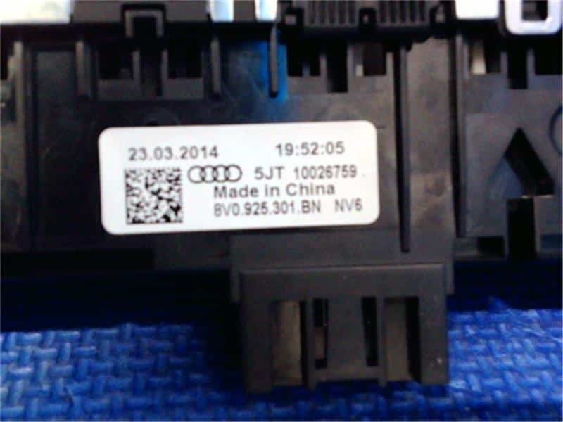Switch AUDI Audi a3 2014 ABA-8VCJSF — photo 3