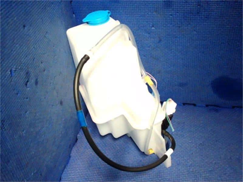 Windshield Washer Reservoir Tank SUZUKI Every 2018 HBD-DA17V 3845064P00 — photo 2