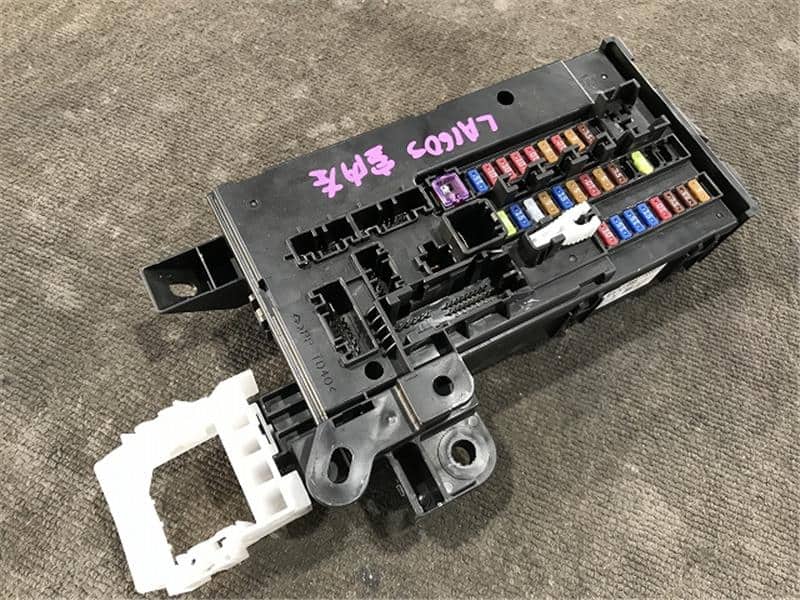 Fuse Box DAIHATSU Move 2018 DBA-LA160S — photo 1