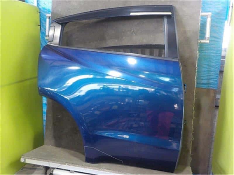 Rear Right Door Assembly HONDA Vezel 2014 DAA-RU4 — photo 1