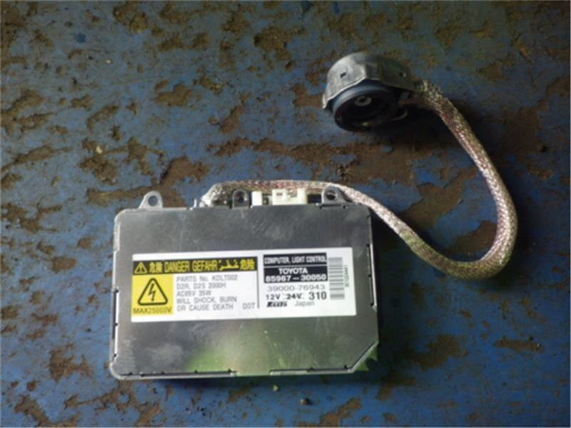 HID Control Unit TOYOTA Estima 2003 UA-ACR40 — photo 1