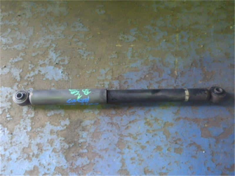 Rear Right Shock Absorber MITSUBISHI Delica D2 2014 DBA-MB15S — photo 1