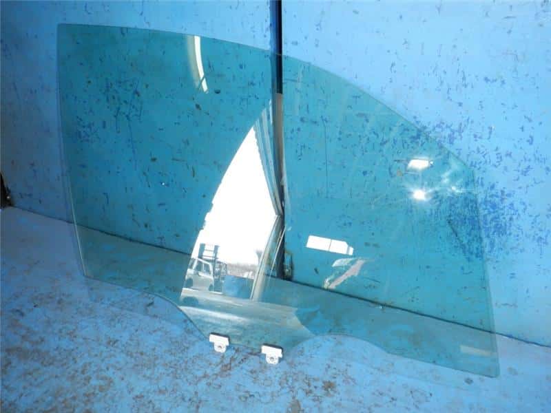 Front Right Door Auto Glass SUBARU Forester 2016 DBA-SJ5 — photo 1
