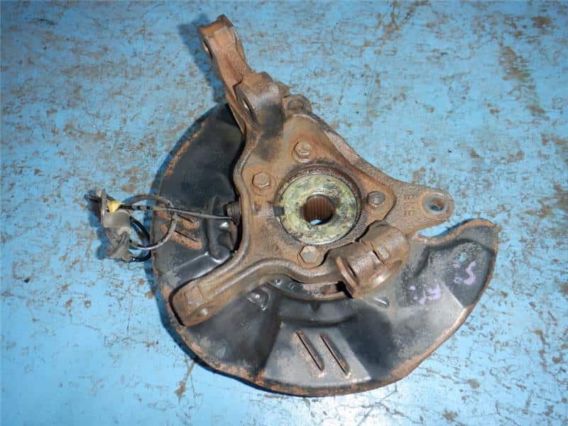 Front Right Knuckle Hub Assembly SUBARU Forester 2016 DBA-SJ5 — photo 2