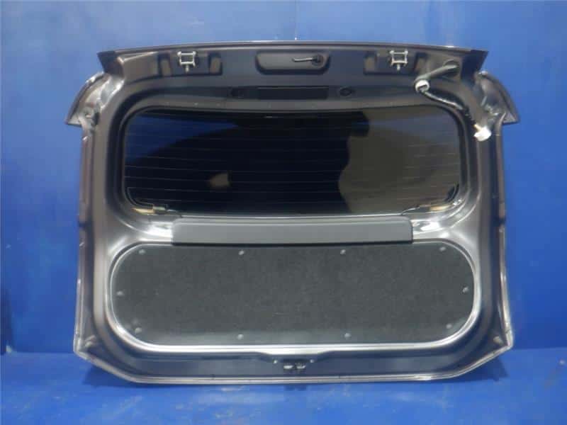 Back Door Assembly TOYOTA Aqua 2012 DAA-NHP10 — photo 6