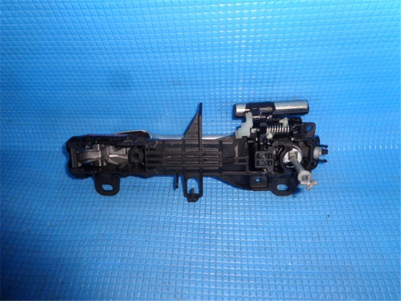 Other Exterior Parts TOYOTA Vitz 2016 DBA-NSP135 — photo 2