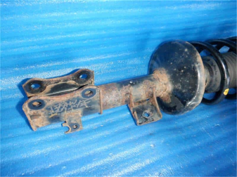 Front Left Strut Assembly SUZUKI Escudo 2005 CBA-TD54W 4160264J01 — photo 2