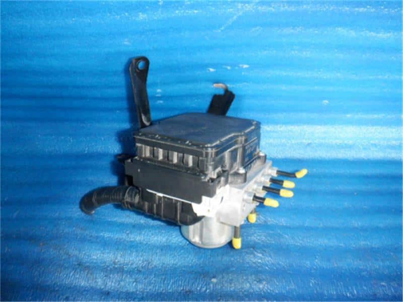 ABS Control Module HONDA Freed 2017 DBA-GB5 — photo 2