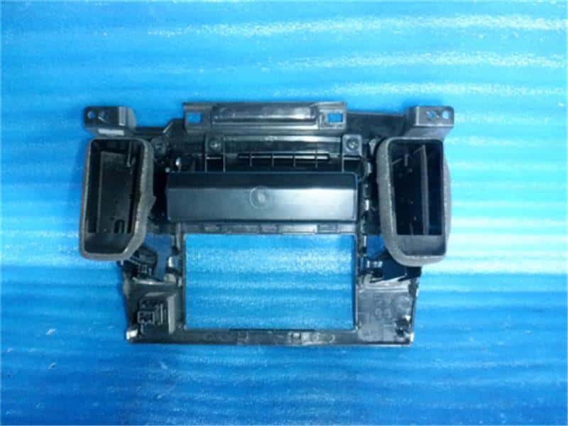 Audio Parts NISSAN Tiida Latio 2007 DBA-SNC11 — photo 2