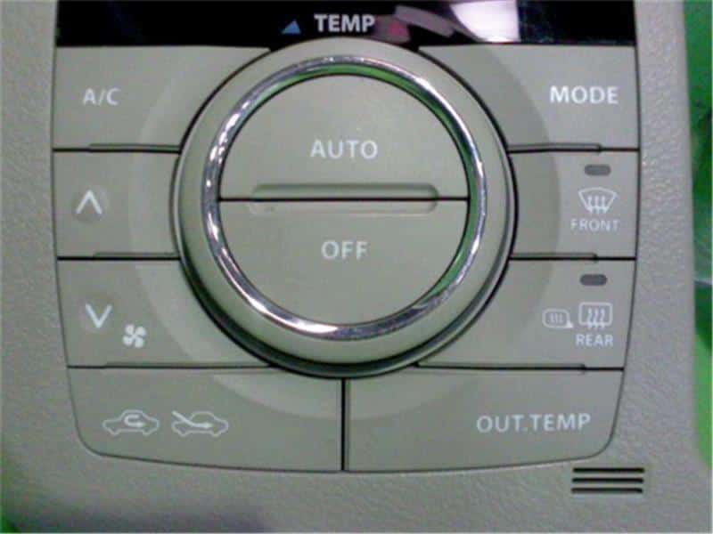 A/C & Heater Control panel SUZUKI Spacia 2016 DAA-MK42S — photo 2