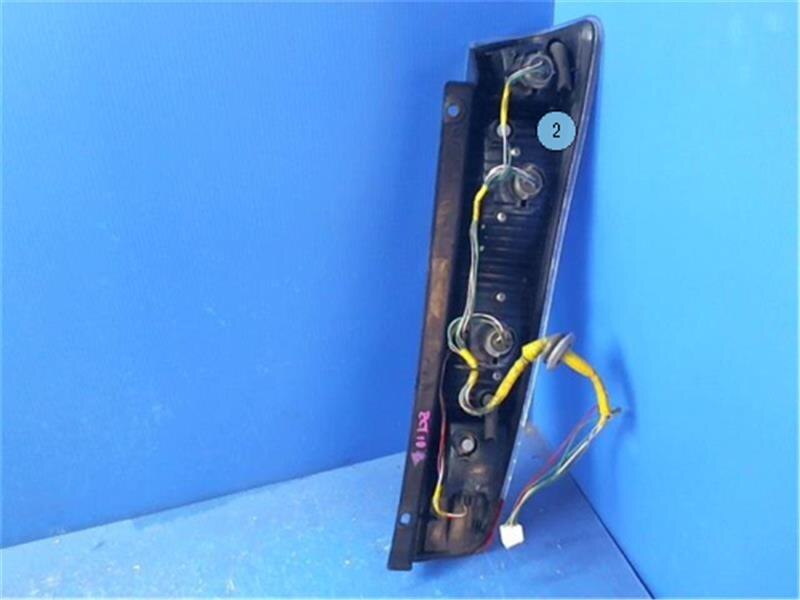 Left Tail Light TOYOTA OPA 2000 TA-ZCT10 — photo 4