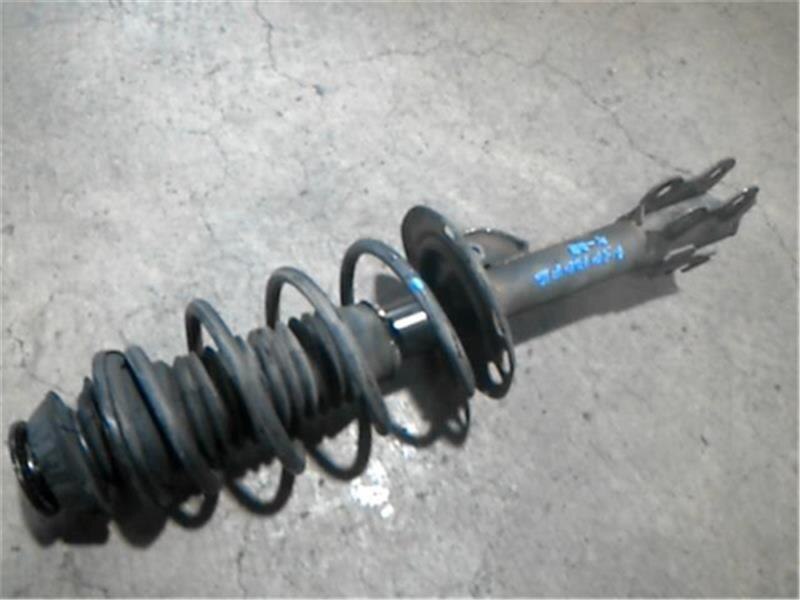 Front Right Strut Assembly TOYOTA Vitz 2011 DBA-KSP130 — photo 1