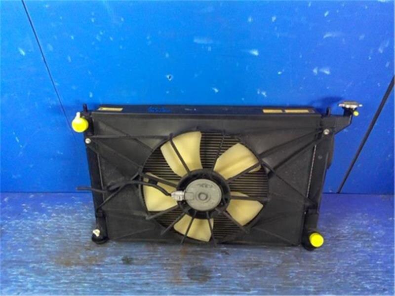 Radiator TOYOTA Premio 2003 UA-ZZT240 — photo 3