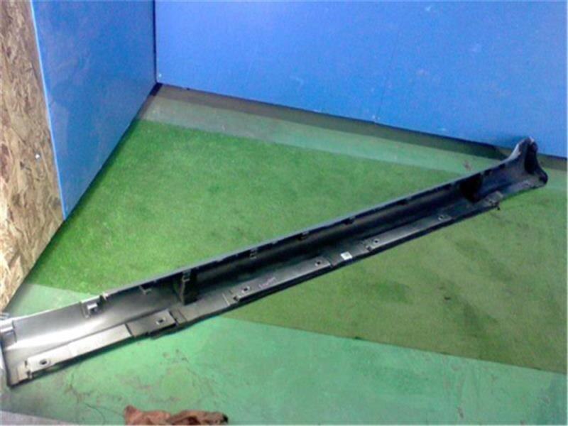 Right Side Step TOYOTA Lexus is 2007 DBA-GSE25 — photo 2