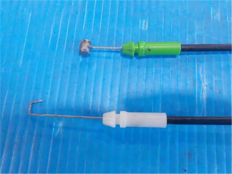 Front Right Door Lock Actuator TOYOTA COROLLA 2003 UA-NZE124 — photo 2