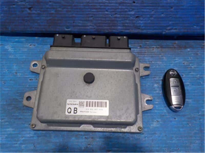 Engine Control Unit / ECU NISSAN Tiida Latio 2007 DBA-SC11 — photo 1