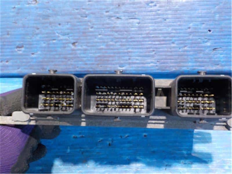 Engine Control Unit / ECU NISSAN Tiida Latio 2007 DBA-SC11 — photo 2