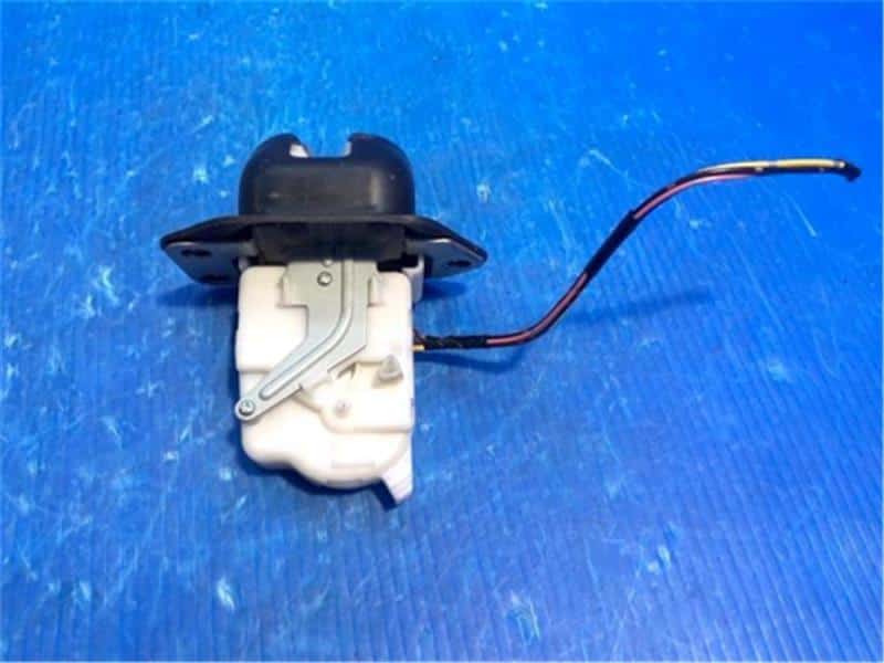 Back Door Lock Actuator NISSAN Note 2011 DBA-NE11 — photo 2