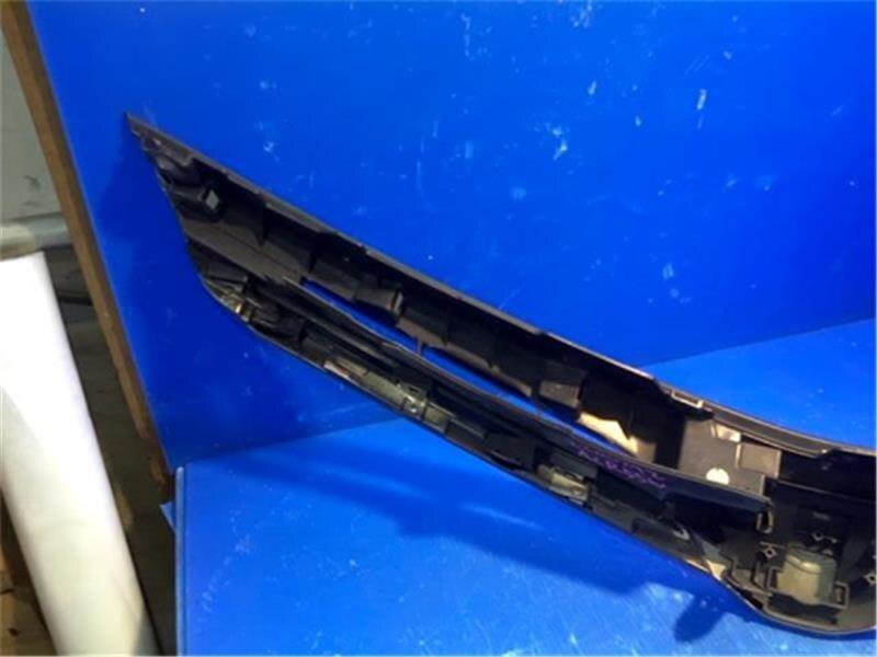 Radiator Grille TOYOTA Estima 2010 DBA-ACR55 — photo 7