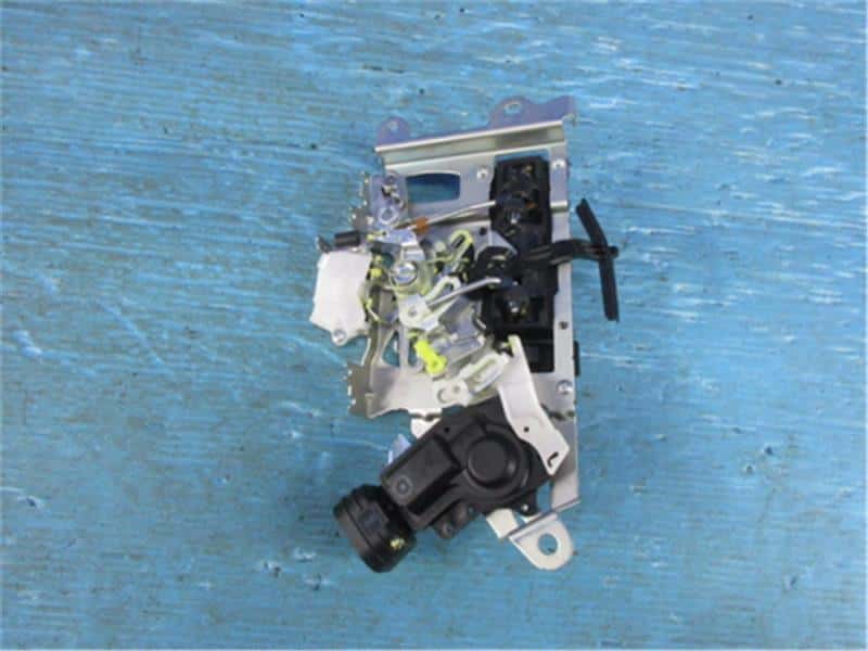 Rear Right Door Lock Actuator NISSAN Roox 2014 DBA-B21 — photo 2