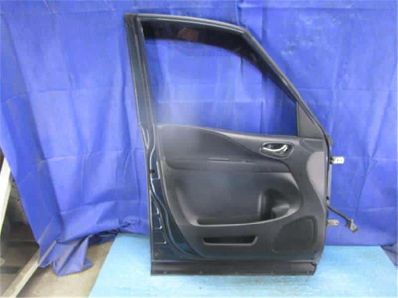 Front Left Door Assembly NISSAN Serena 2012 DBA-FC26 — photo 6