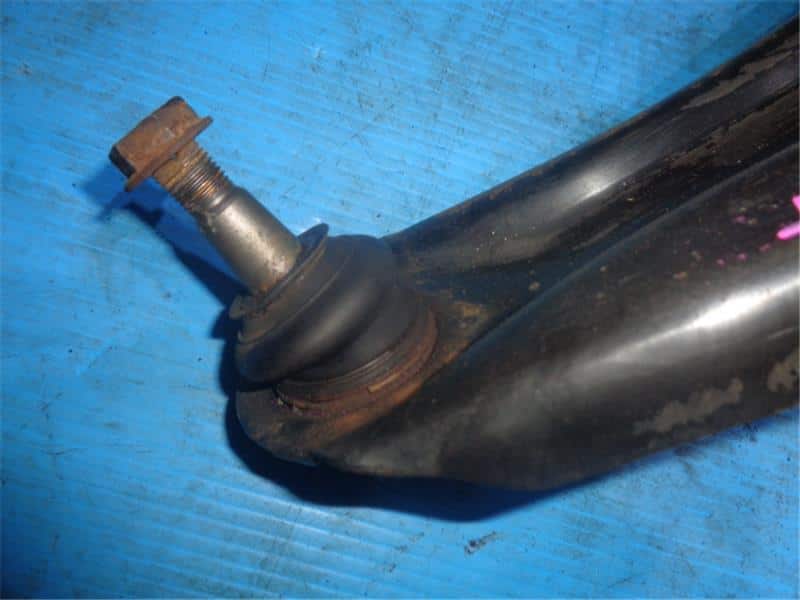 Front Left Lower Control Arm SUZUKI Carry 2018 EBD-DA16T 4520282MB1 — photo 2